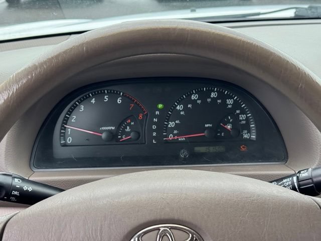 Used 2002 Toyota Camry XLE FWD image 28