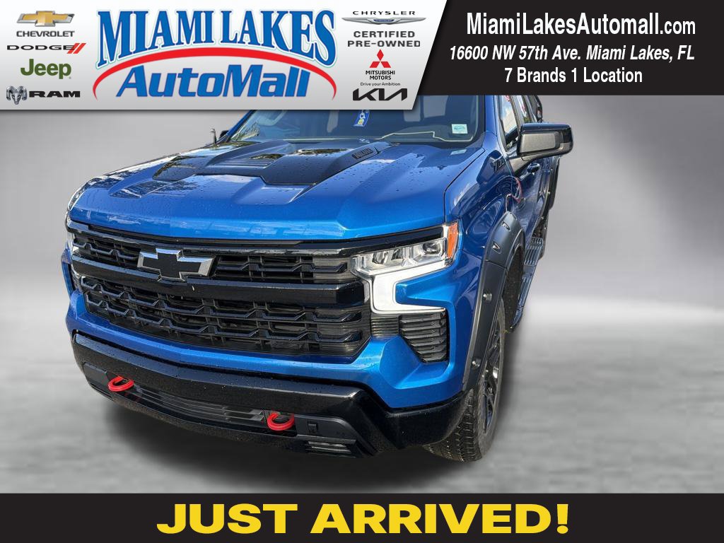 Used 2023 Chevrolet Silverado 1500 LT Trail Boss w/ Convenience Package II AWD/4WD image 1