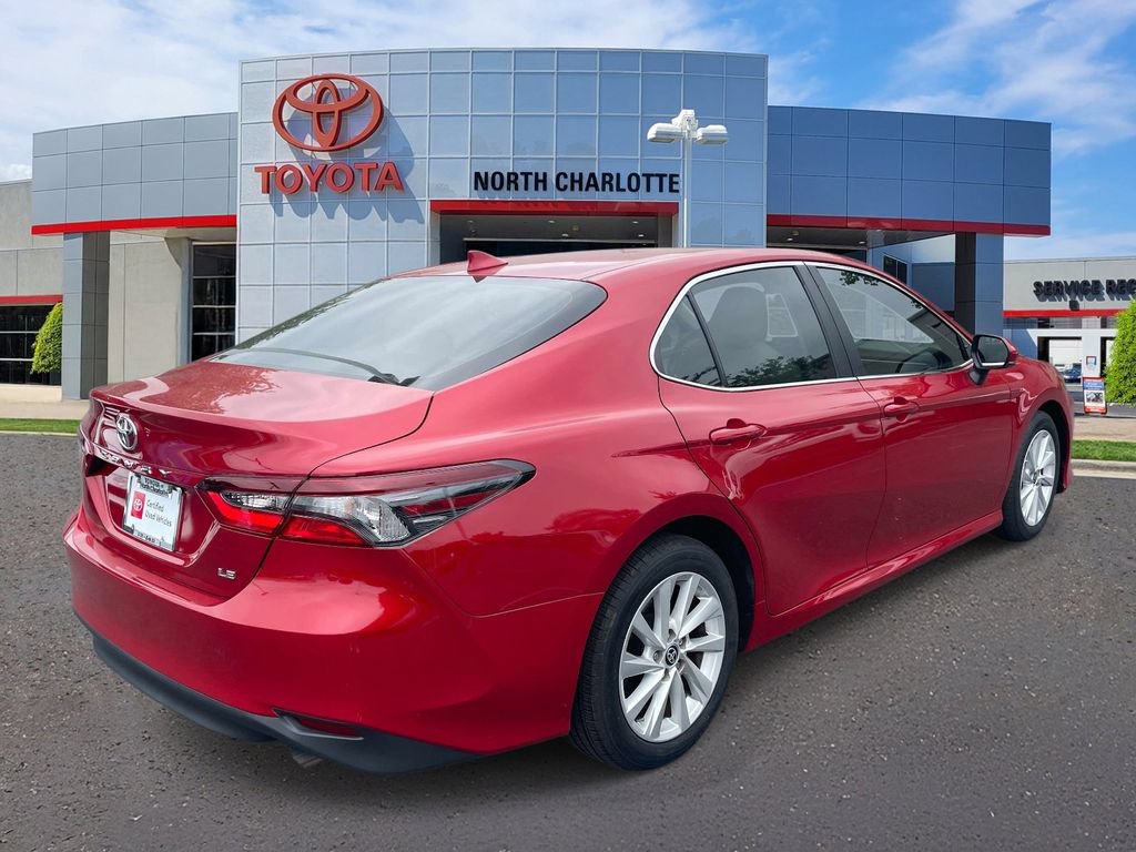 Used 2023 Toyota Camry LE FWD image 7