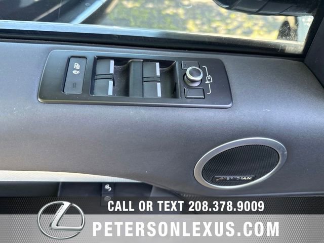 Used 2020 Land Rover Discovery Landmark AWD/4WD image 26