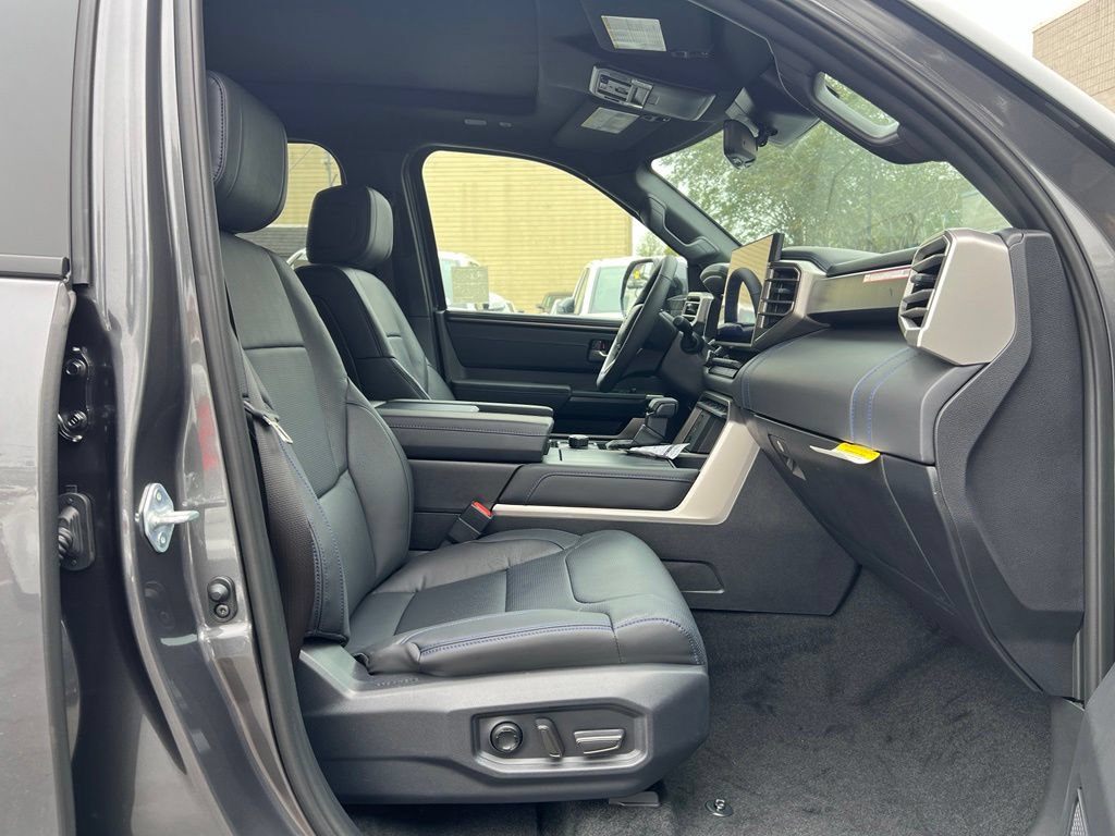 New 2026 Toyota Sequoia Platinum w/ TRD Off-Road Package AWD/4WD image 19