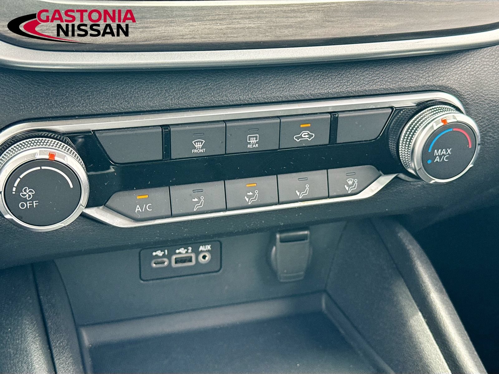 Used 2025 Nissan Altima 2.5 SV FWD image 21