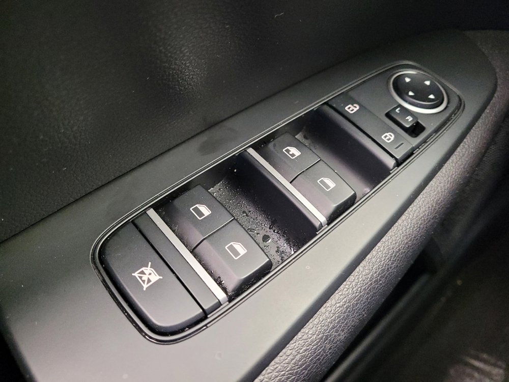 Used 2021 Kia Forte LXS image 27