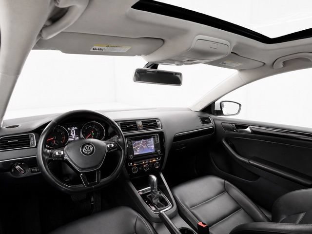 Used 2017 Volkswagen Jetta SEL FWD image 19