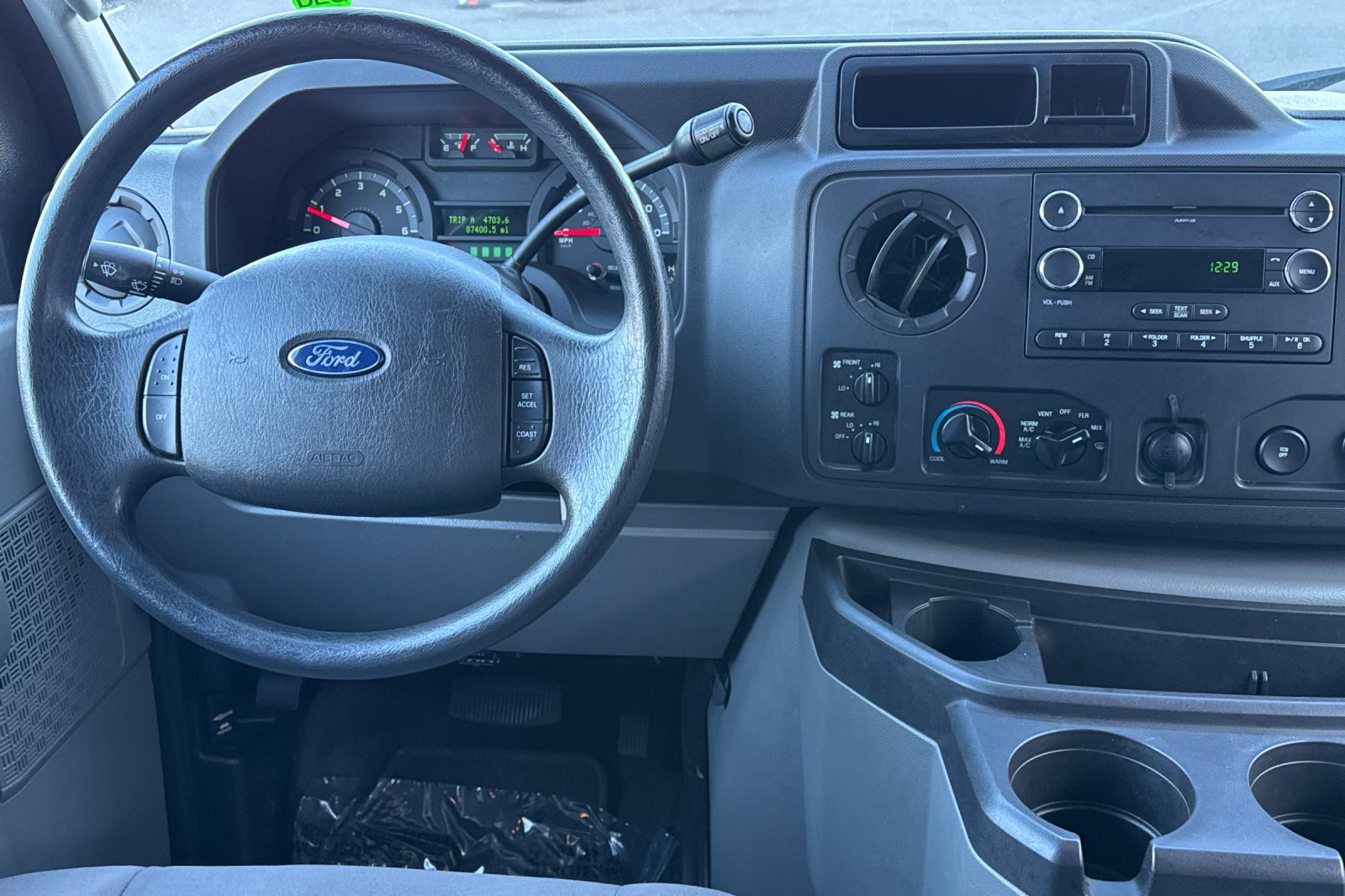 Used 2012 Ford E-150 and Econoline 150 XLT image 14