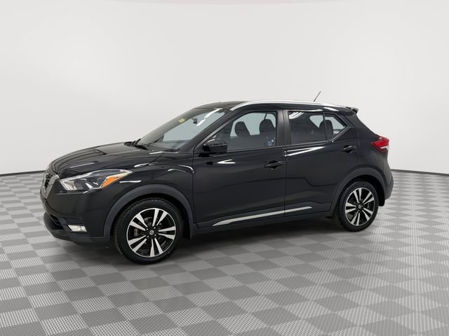 Used 2018 Nissan Kicks SR image 5