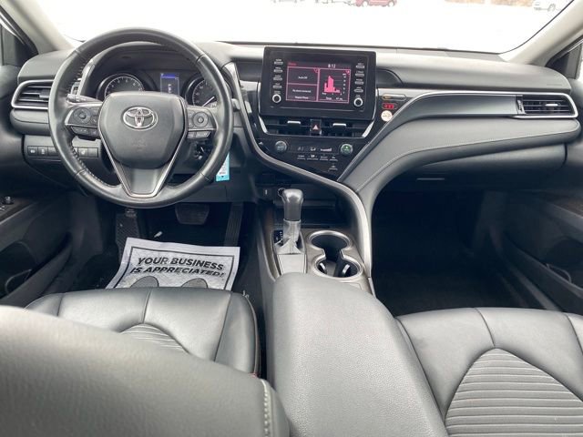 Used 2023 Toyota Camry SE image 5
