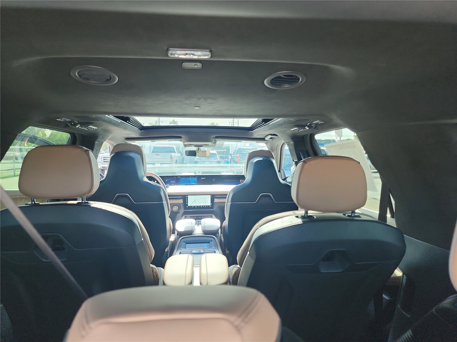 New 2027 Lincoln Navigator Black Label AWD/4WD image 21