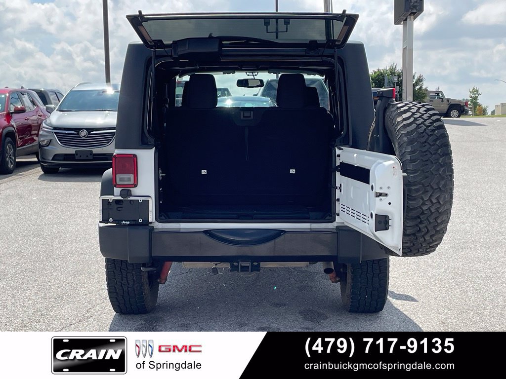 Used 2017 Jeep Wrangler Sport AWD/4WD image 7