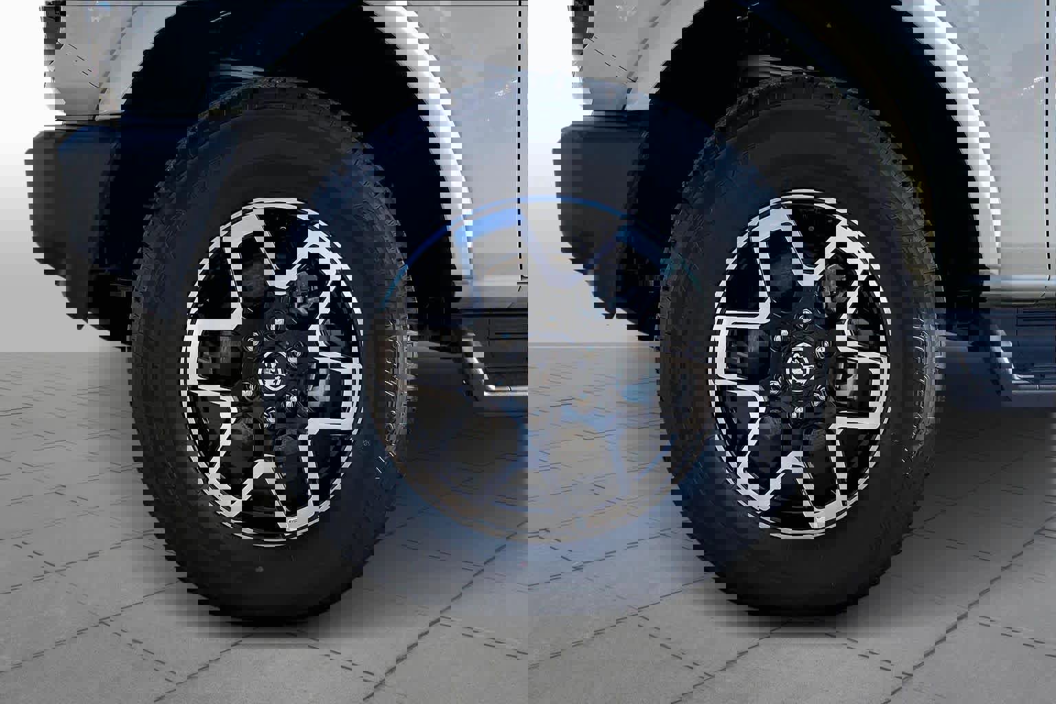 Certified 2025 Ford Bronco Outer Banks image 11