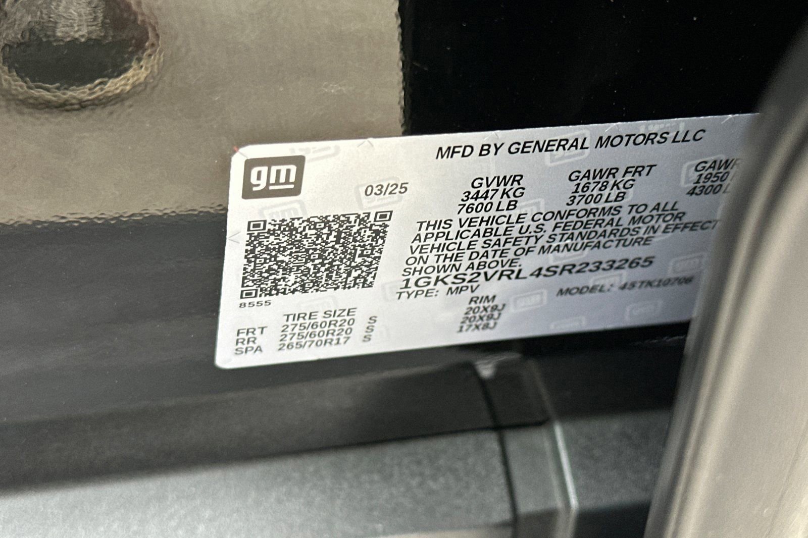 Certified 2025 GMC Yukon AT4 Ultimate image 32