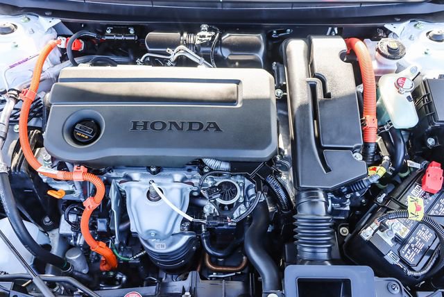 Used 2025 Honda Accord Sport image 30