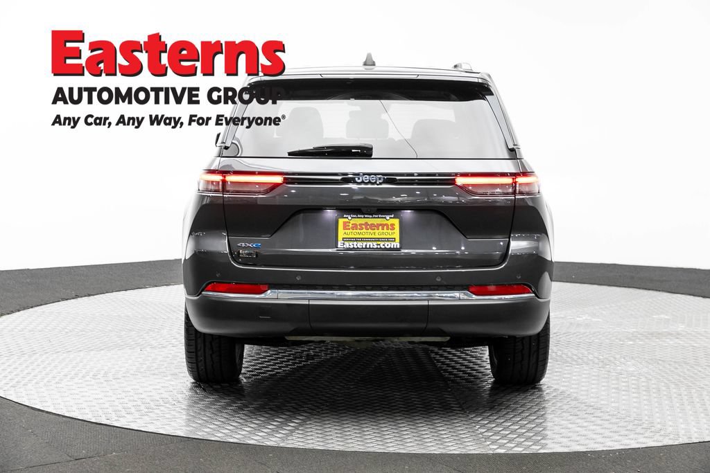 Used 2023 Jeep Grand Cherokee 4WD 4xe image 6