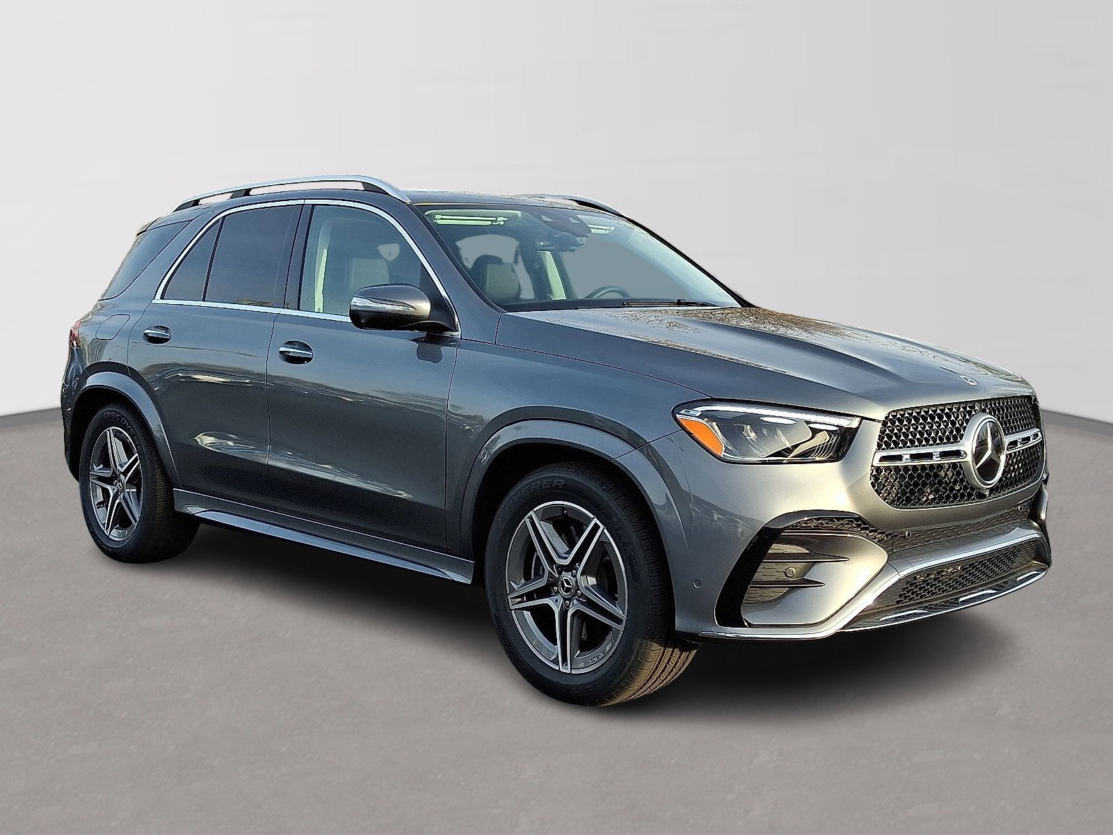 Used 2026 Mercedes-Benz GLE 450 4MATIC image 3