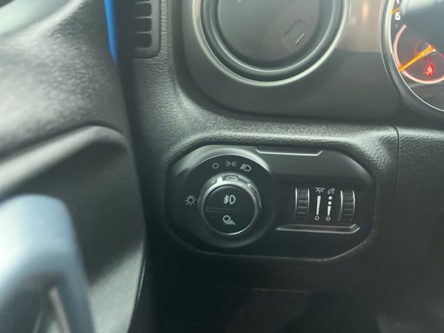 Used 2021 Jeep Gladiator Sport image 19