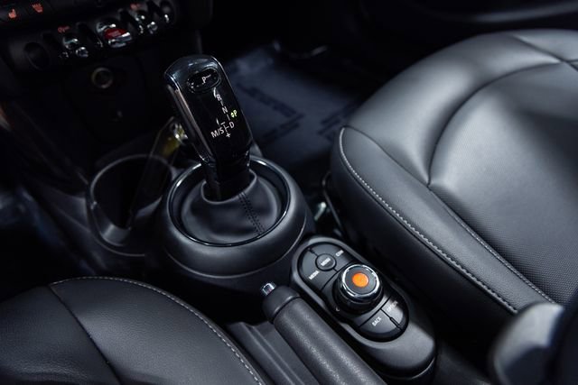 Used 2020 MINI Cooper 4-Door Hardtop image 20