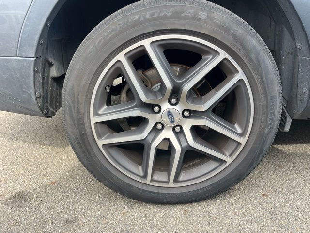 Used 2017 Ford Explorer Sport image 5
