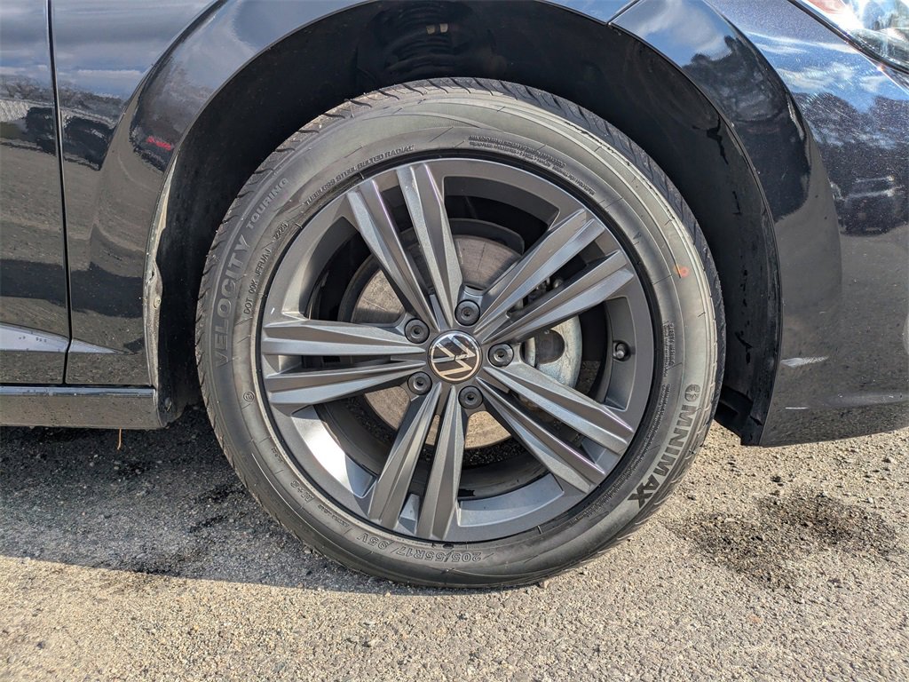 Used 2023 Volkswagen Jetta SE image 11