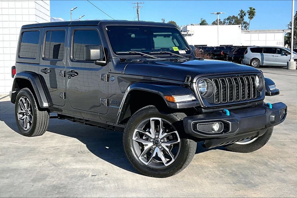Used 2024 Jeep Wrangler Unlimited image 37