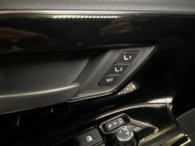 Used 2023 Subaru Solterra AWD image 54