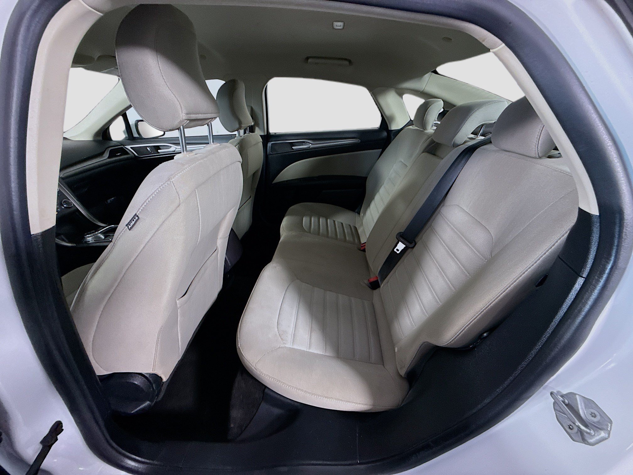 Used 2018 Ford Fusion S FWD image 25