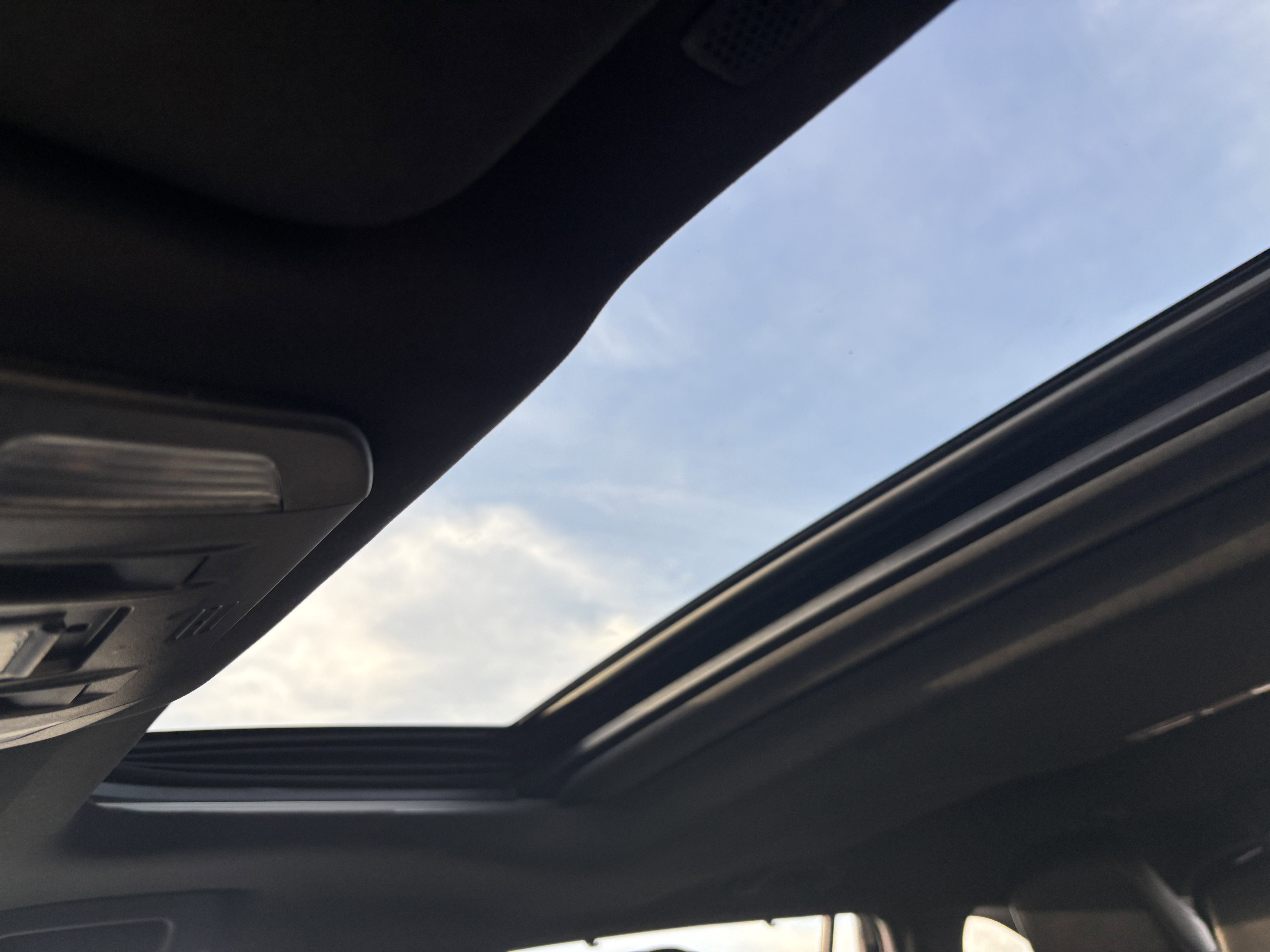 Used 2021 Toyota Highlander XSE image 27