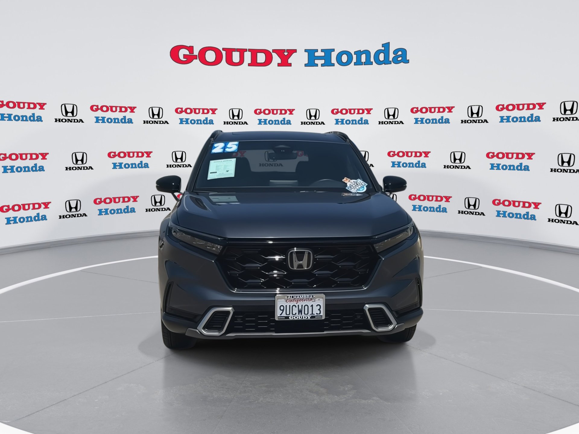 Used 2025 Honda CR-V Sport Touring image 3