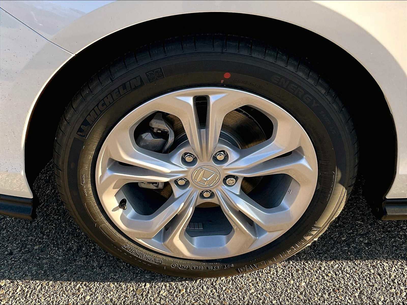 New 2025 Honda Accord LX image 8