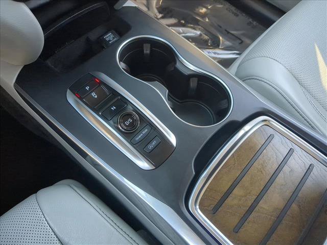 Used 2020 Acura MDX w/ Technology Package AWD/4WD image 13