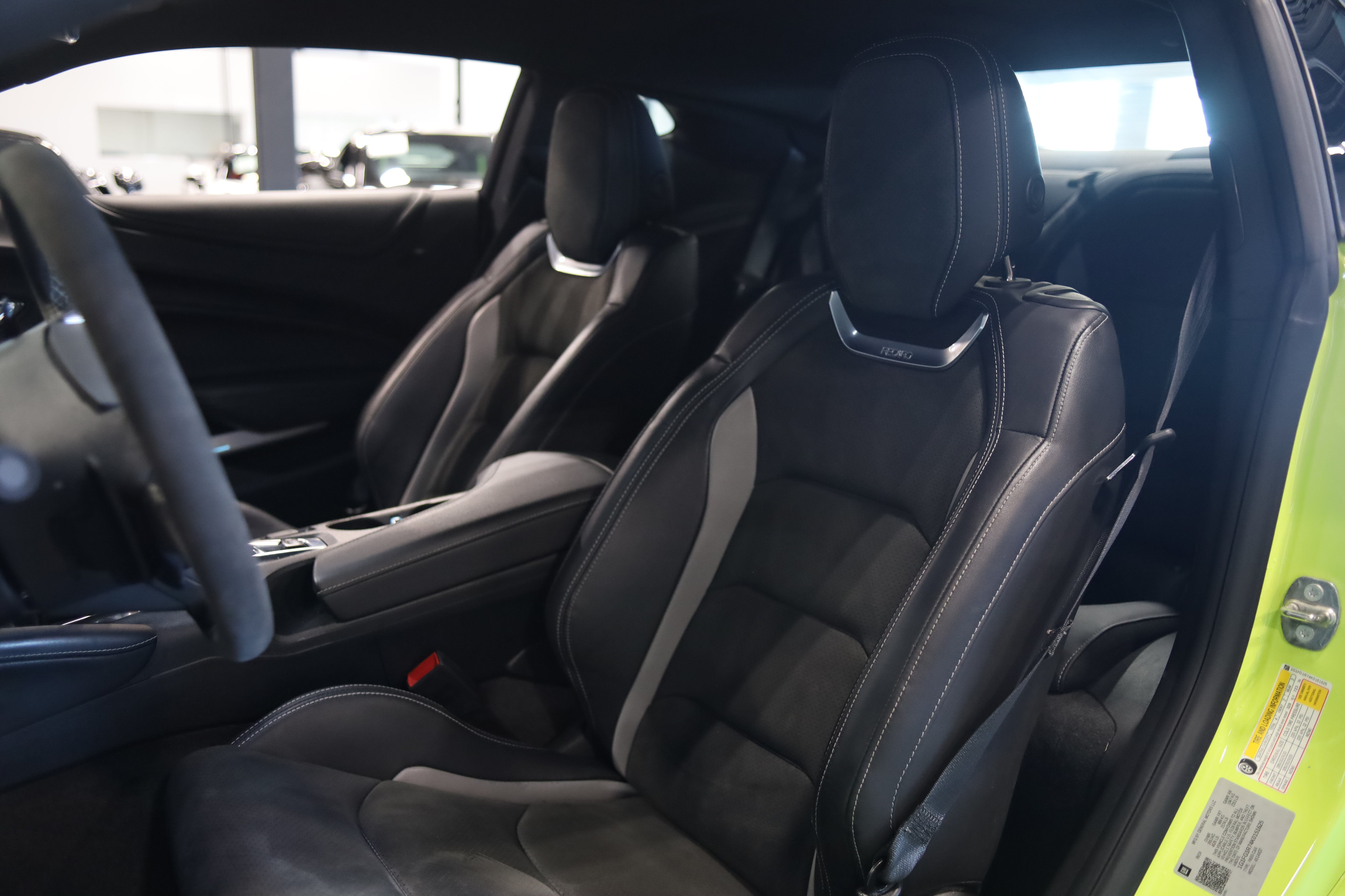 Used 2019 Chevrolet Camaro SS RWD image 13