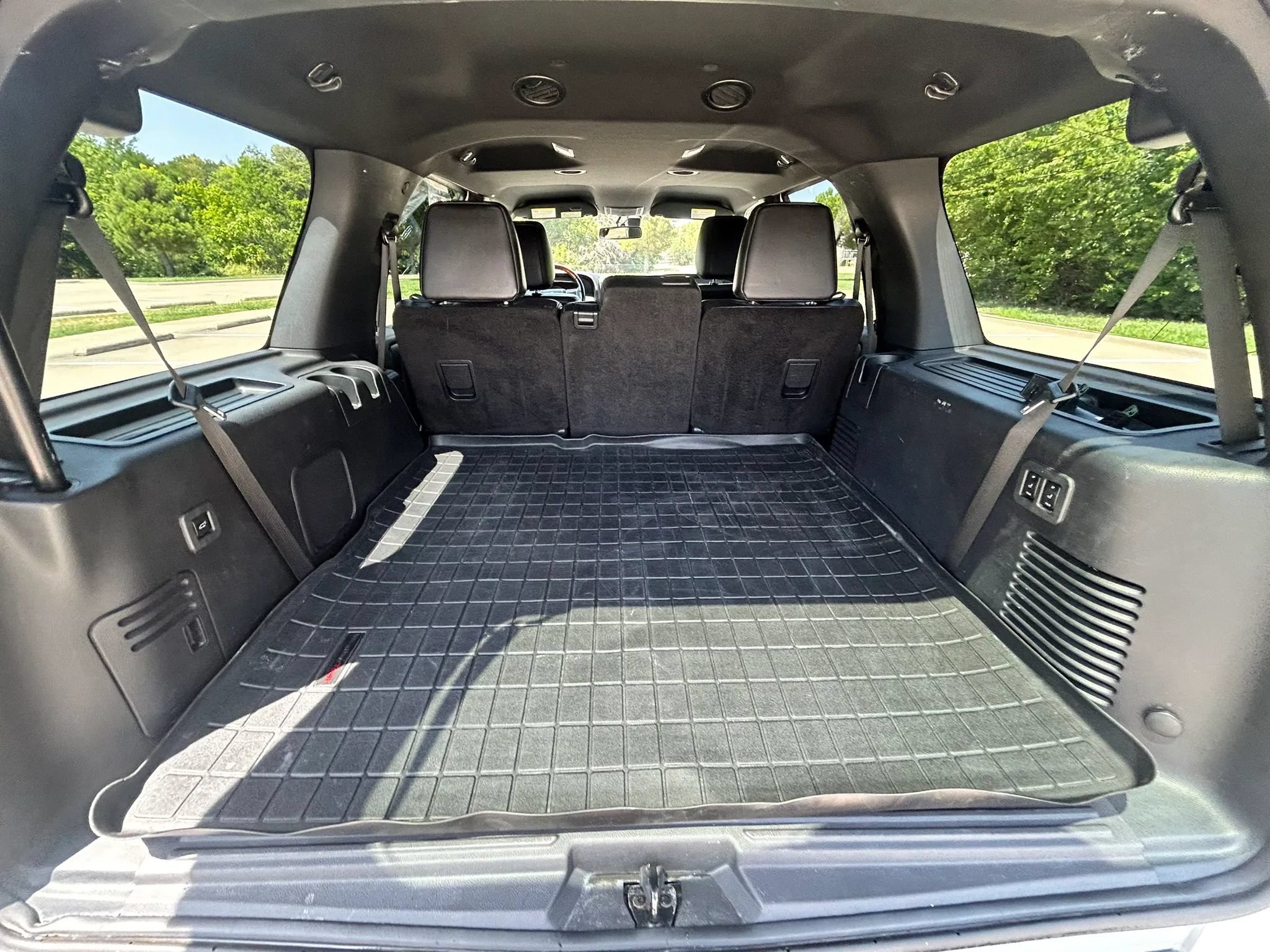 Used 2015 Lincoln Navigator 2WD image 11