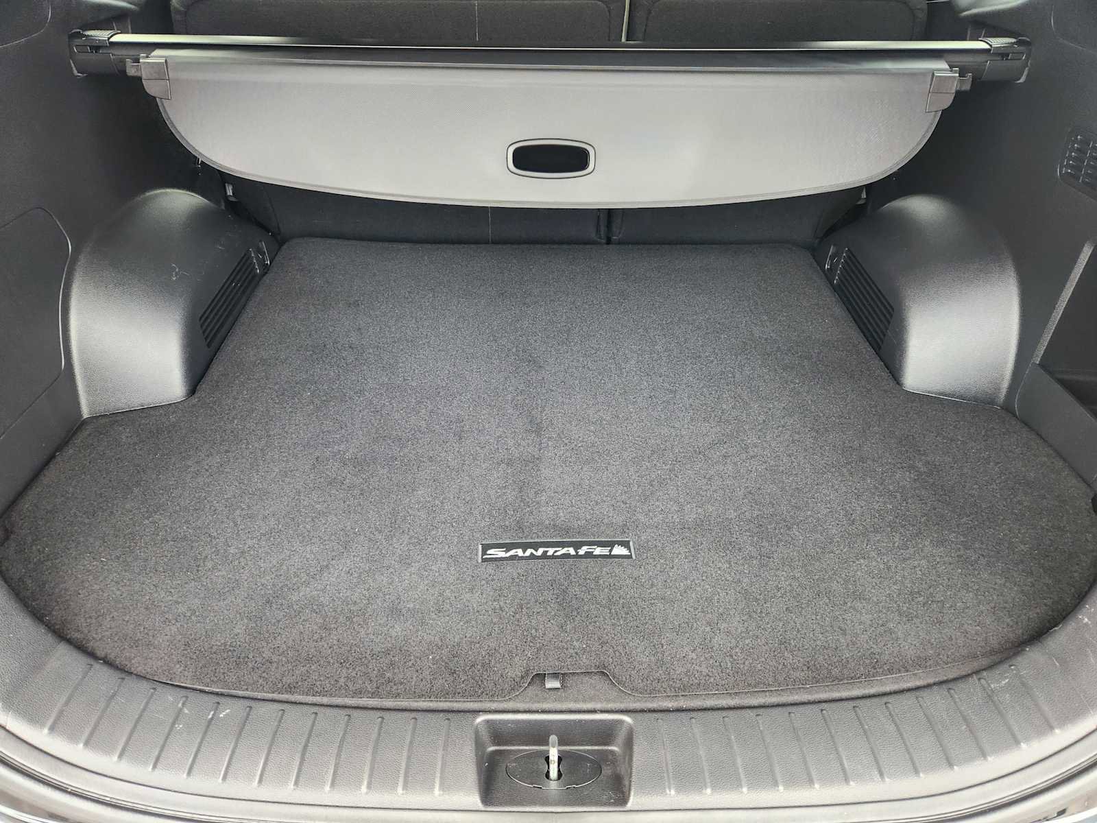 Used 2022 Hyundai Santa Fe SEL image 32