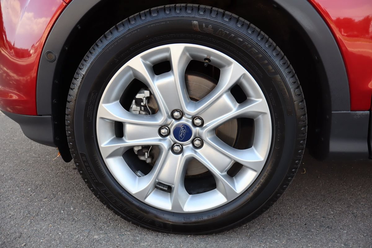 Used 2016 Ford Escape Titanium w/ Equipment Group 301A AWD/4WD image 42