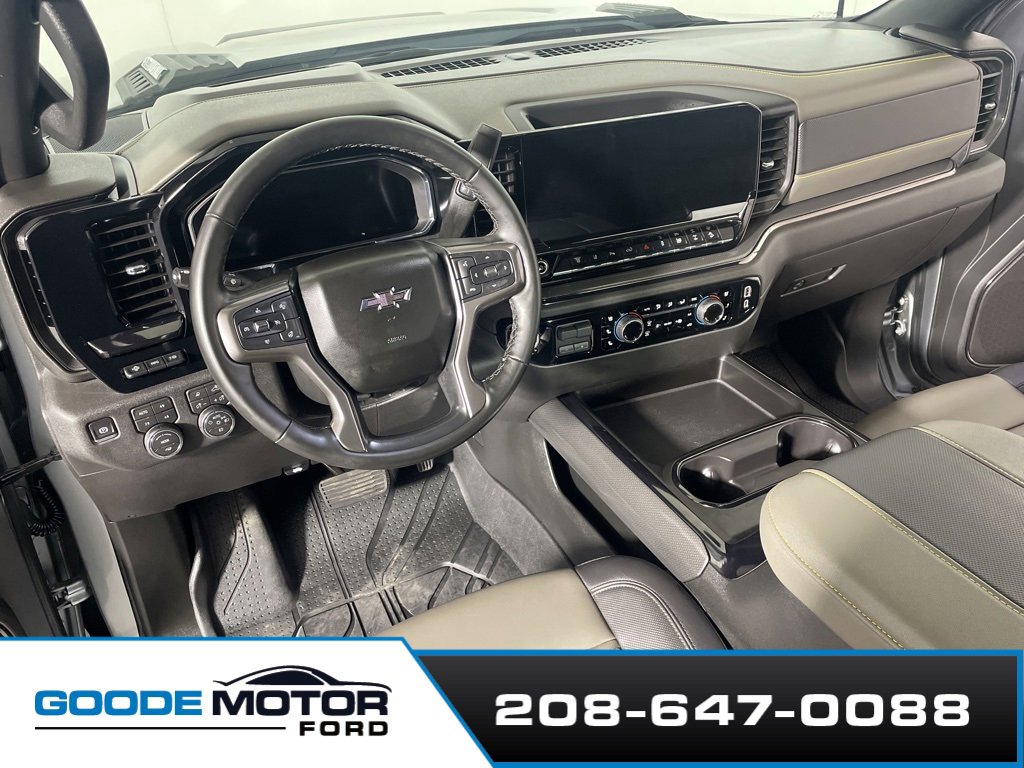 Used 2026 Chevrolet Silverado 2500 ZR2 w/ LPO, Dark Essentials Package image 8
