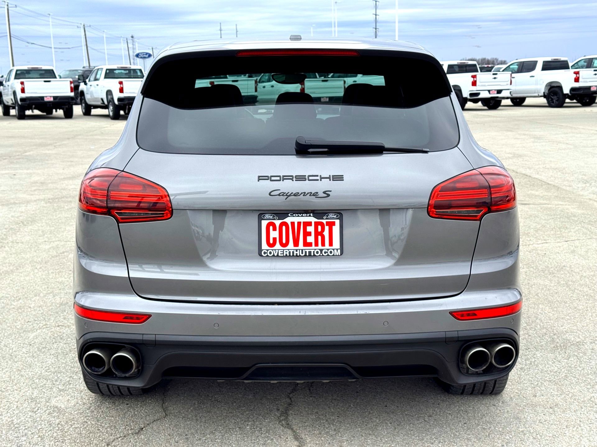 Used 2015 Porsche Cayenne S image 9