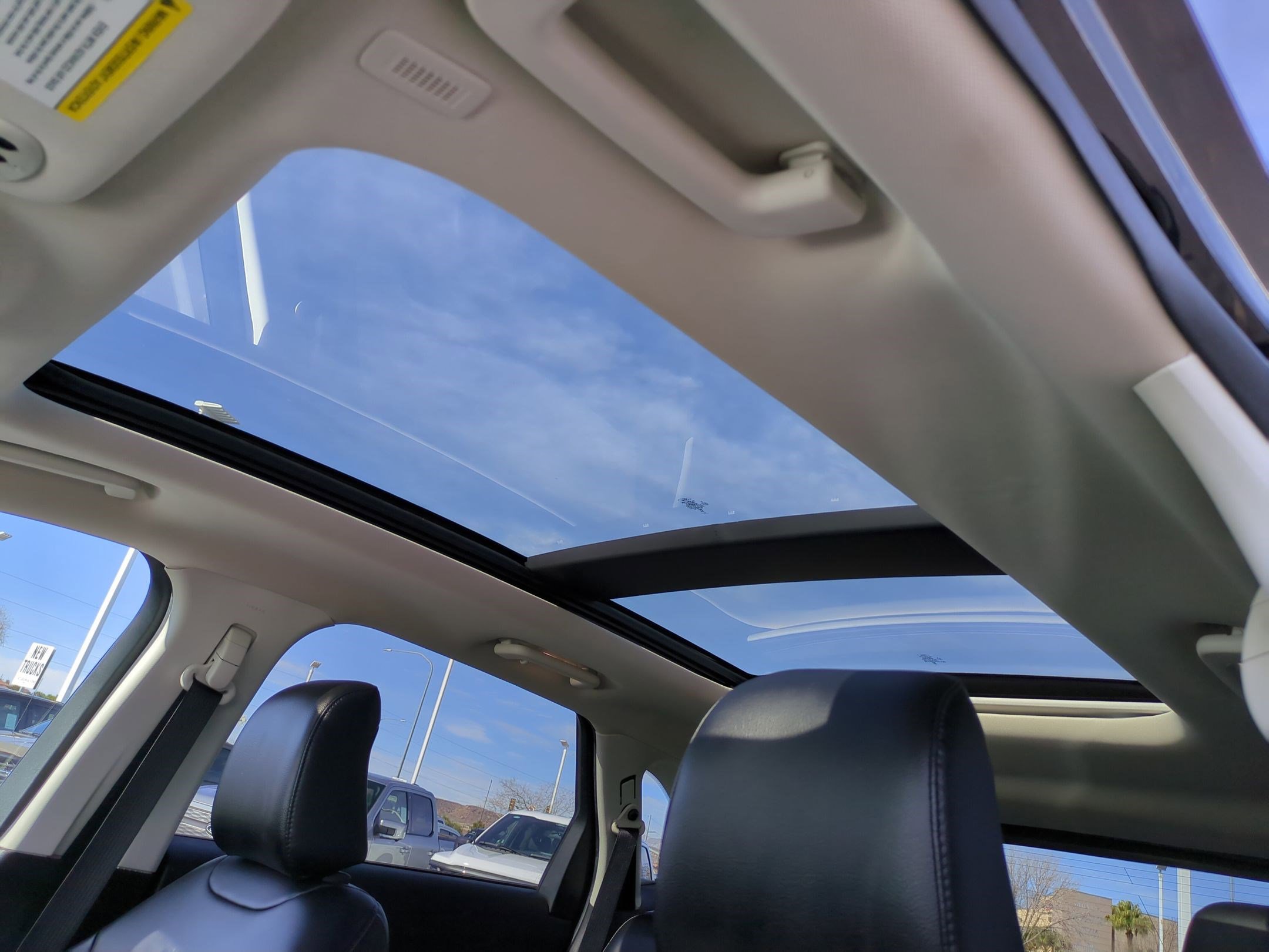 Used 2024 Ford Edge SEL w/ Convenience Package image 16