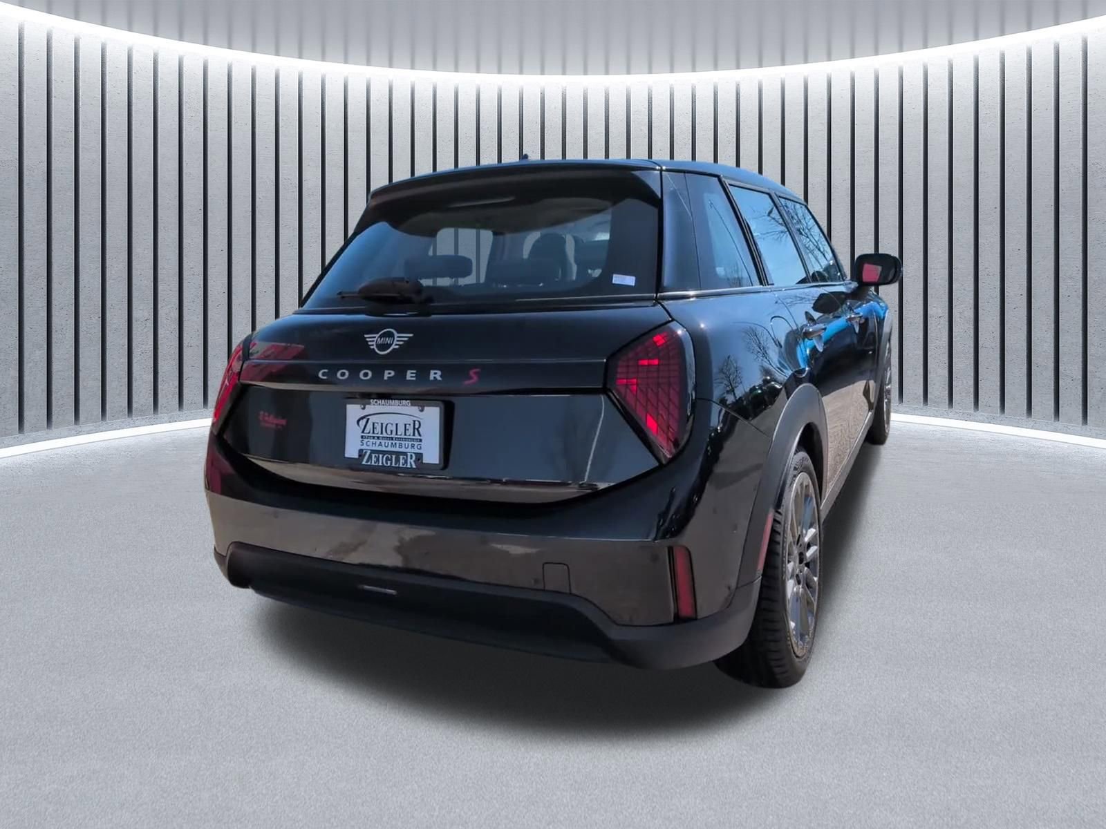 Used 2025 MINI Cooper S FWD image 8