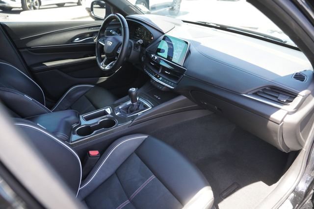 Used 2022 Cadillac CT4 V Blackwing RWD image 17