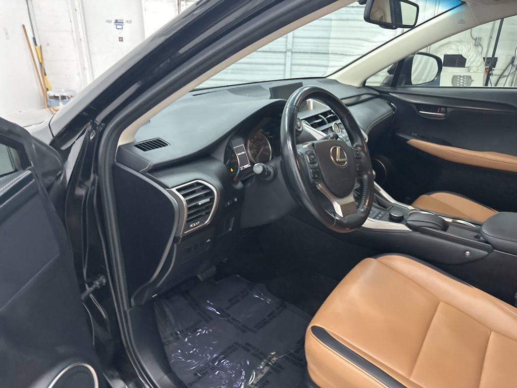 Used 2016 Lexus NX 200t FWD image 9