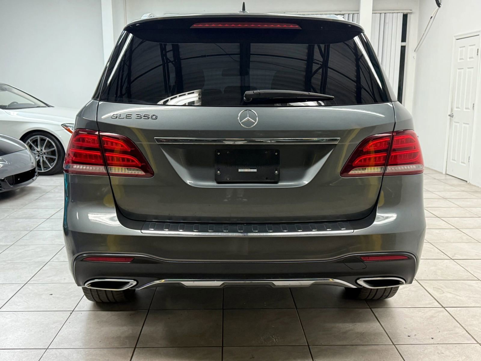 Used 2017 Mercedes-Benz GLE 350 w/ Premium 1 Package image 8