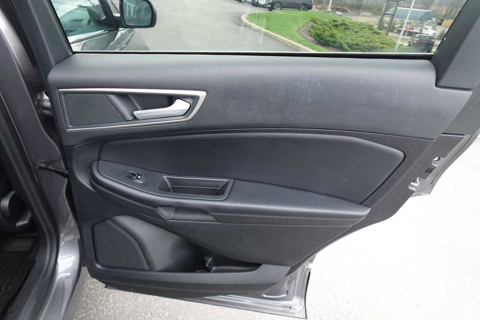 Used 2024 Ford Edge SEL AWD/4WD image 26