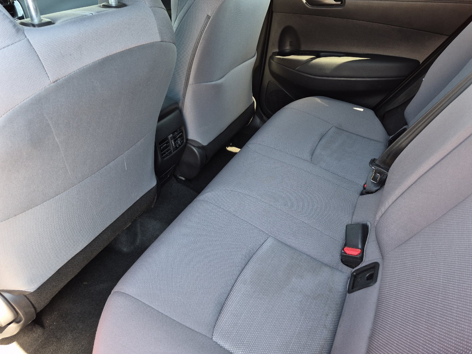 Used 2024 Toyota Corolla Cross AWD Hybrid image 11