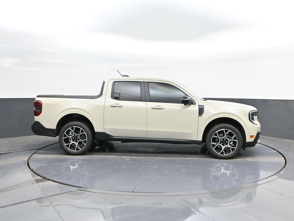 Certified 2025 Ford Maverick Lariat w/ 4K Tow Package AWD/4WD image 23