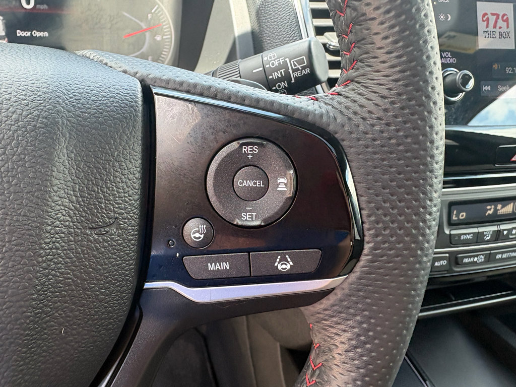 Certified 2024 Honda Passport Black Edition image 16