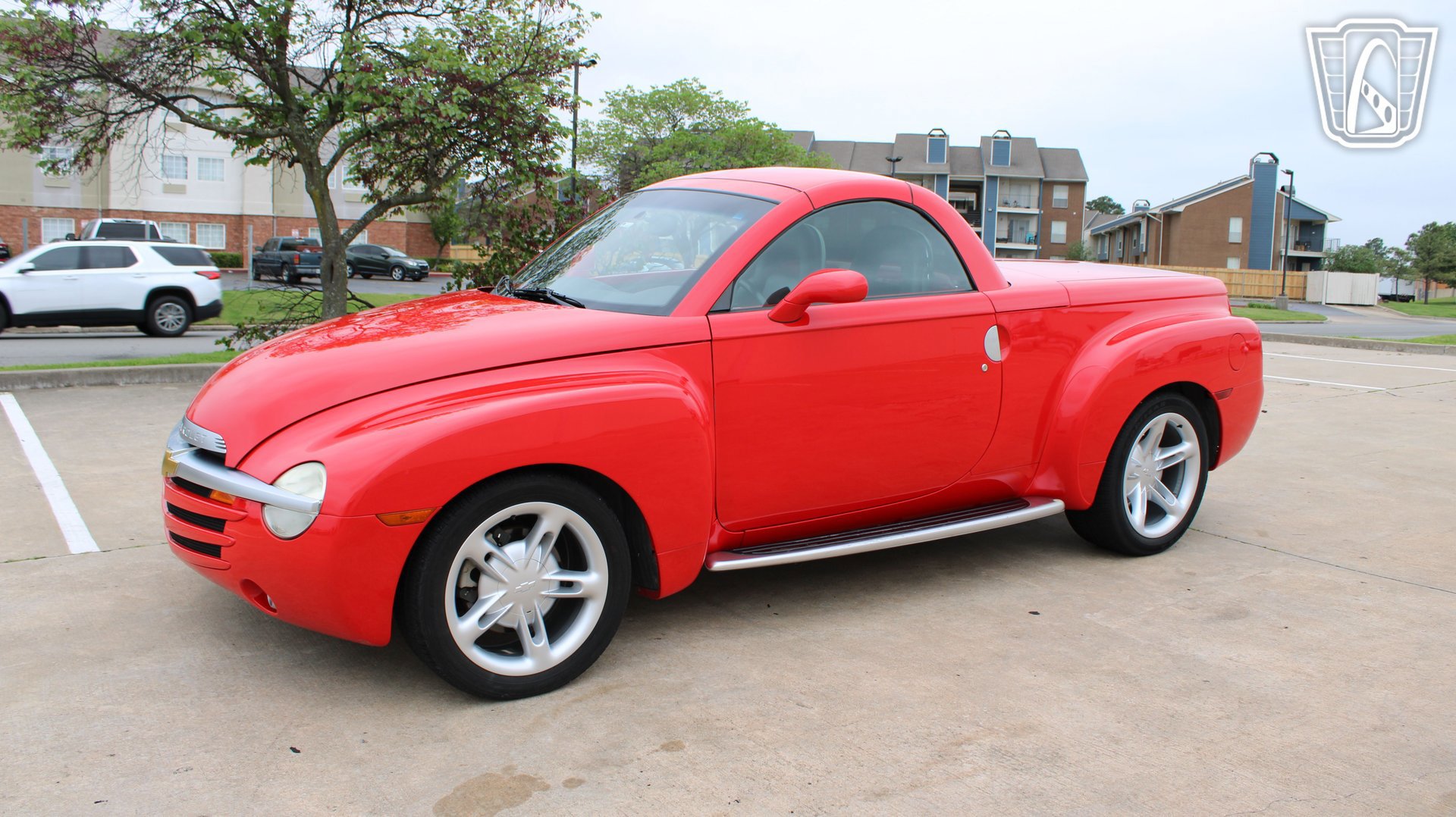 Used 2004 Chevrolet SSR w/ Preferred Equipment Group RWD image 3