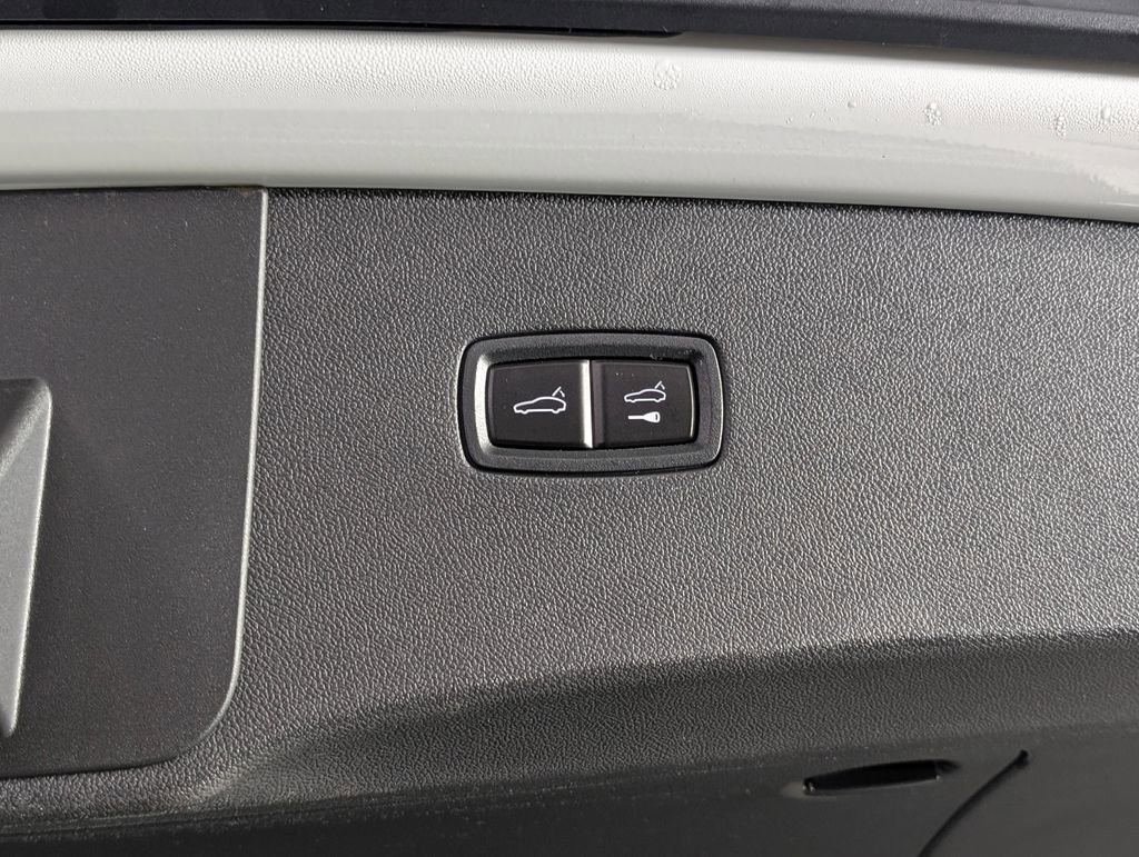 New 2026 Porsche Cayenne Coupe image 18