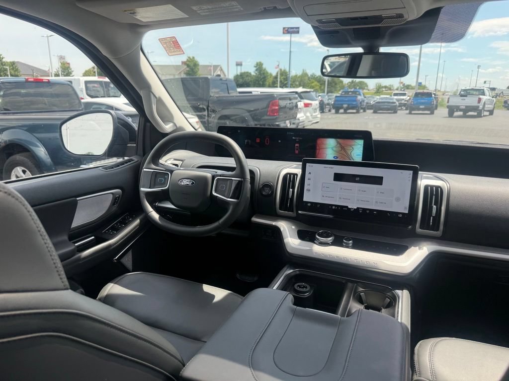 New 2026 Ford Expedition Active AWD/4WD image 60