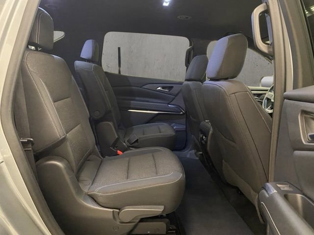 Used 2024 Chevrolet Traverse LT image 23