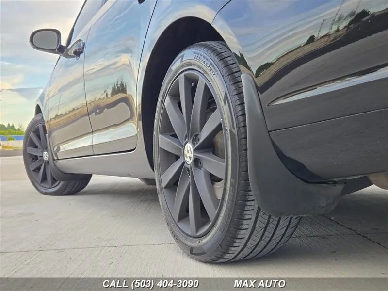 Used 2014 Volkswagen Jetta TDI image 32