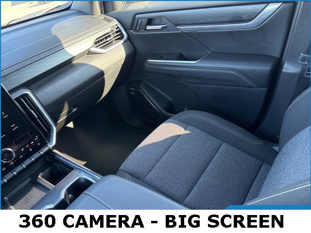 Used 2025 GMC Acadia Elevation image 18